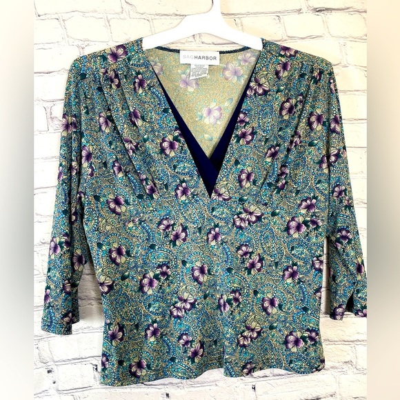 Sag Harbor Wrap Top size XL - Picture 1 of 8